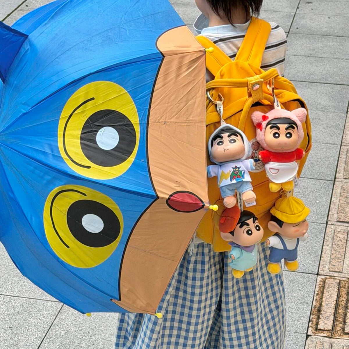 CRAYON SHINCHAN WARDROBE SERIES LLAVERO DE PELUCHE