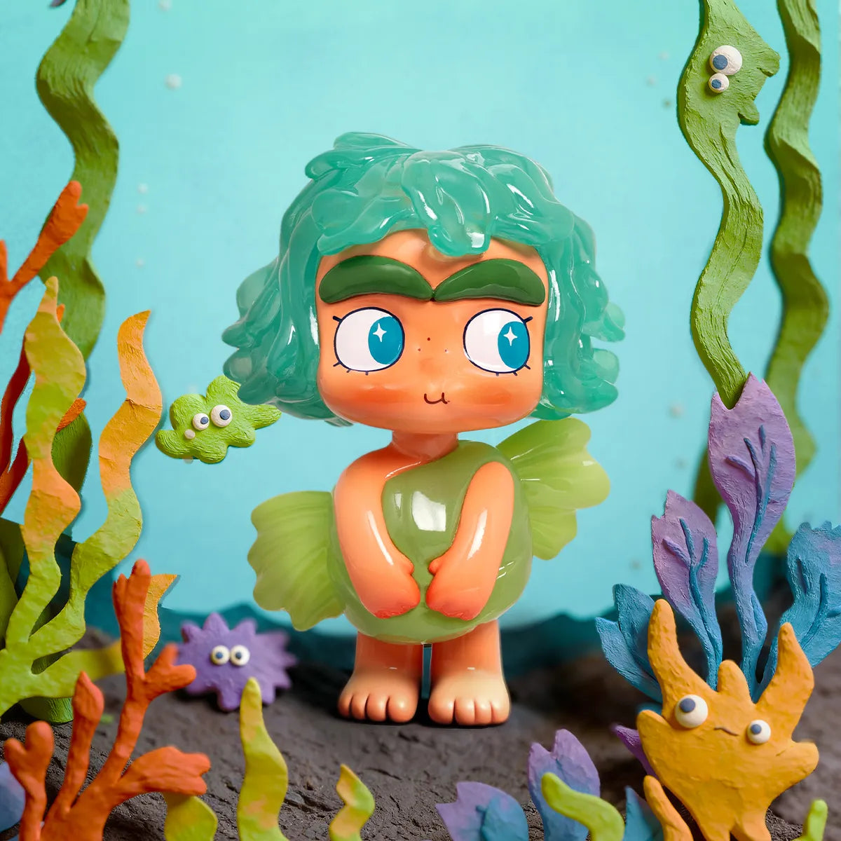 Swaying Seaweed figure with green seaweed hair and leafy outfit among kelp, CiCiLu The Tide Shop blind box