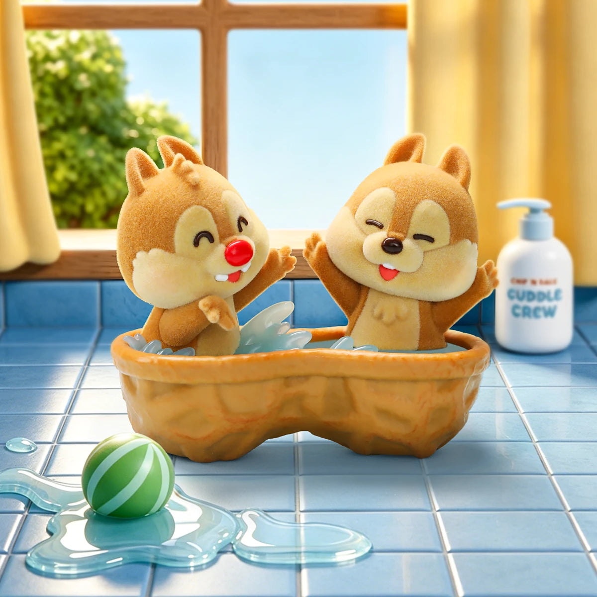 Bubble Buddies bí mật Chip và Dale tắm cùng nhau trong một bồn tắm vỏ óc chó, Disney Cuddle Crew figures