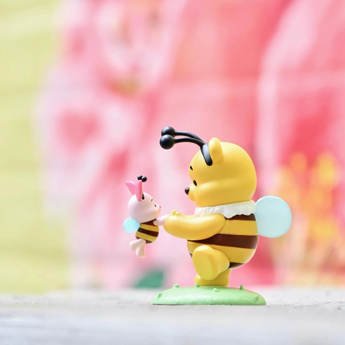 WINNIE THE POOH — Thế giới cổ tích