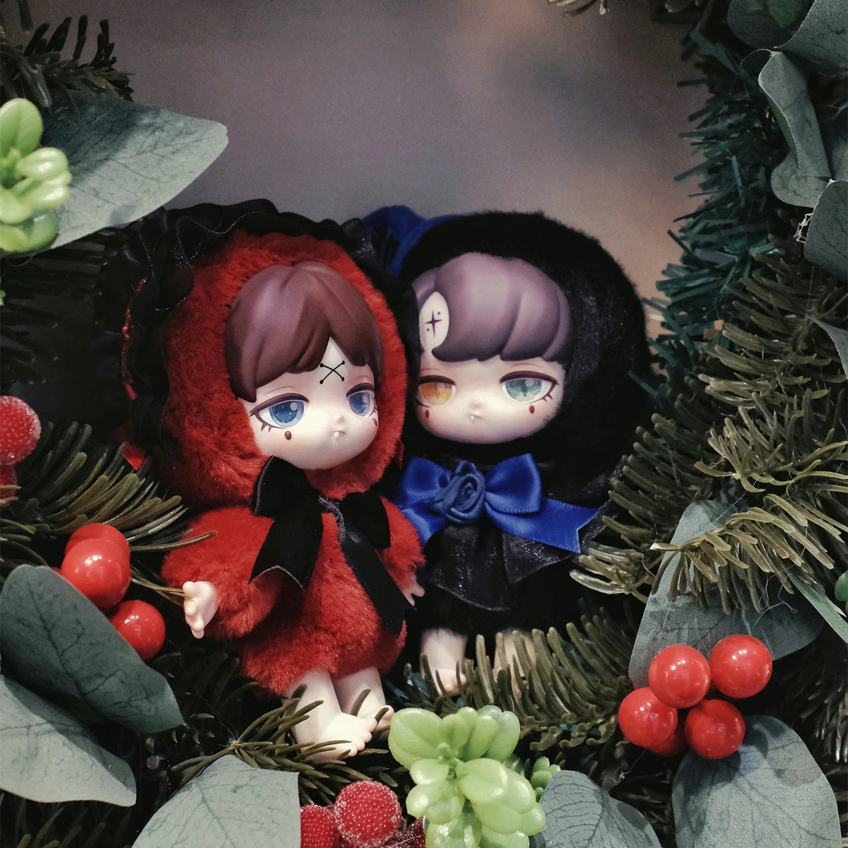 Secret Pure Pledge plush keychain doll in white ruffled bonnet and pearl collar, Lilith Forbidden Covenant by 52TOYS