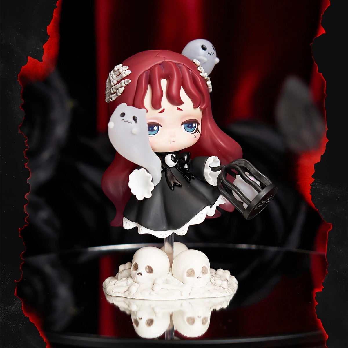 Lilith Nocturnal Shroud blind box packaging with red-haired vampire princess art