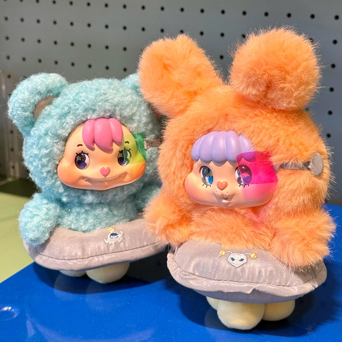 Little Buns 20th-Century Space Fantasy plush keychain blind box display case