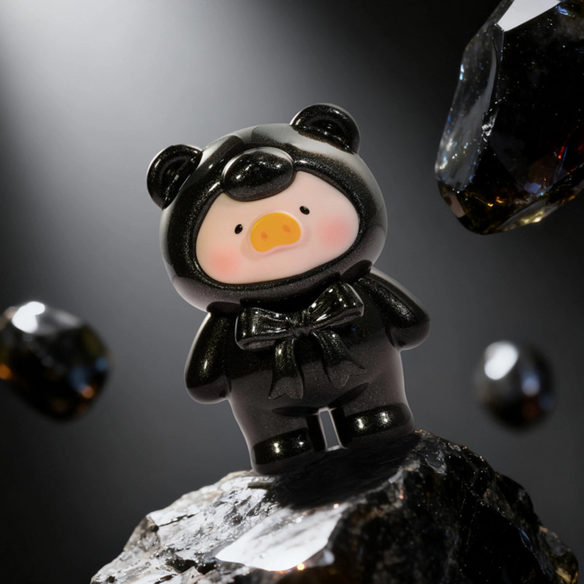 Hawk's Eye matte black Lulu piggy figure on smoky quartz, Teddy Mini Ore Collection