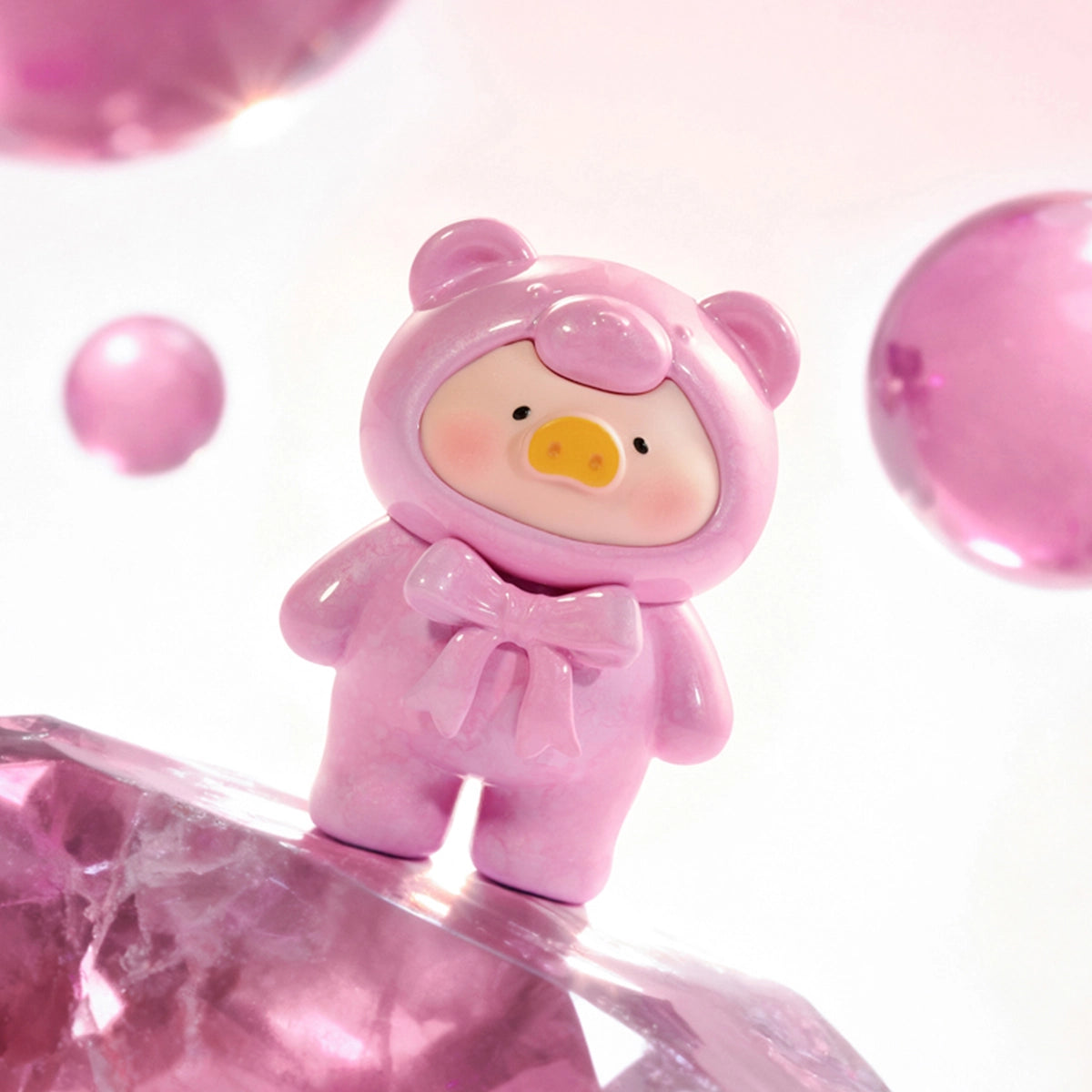 Lepidolite glossy lilac-purple Lulu piggy figure among amethyst spheres, Teddy Mini Ore Collection