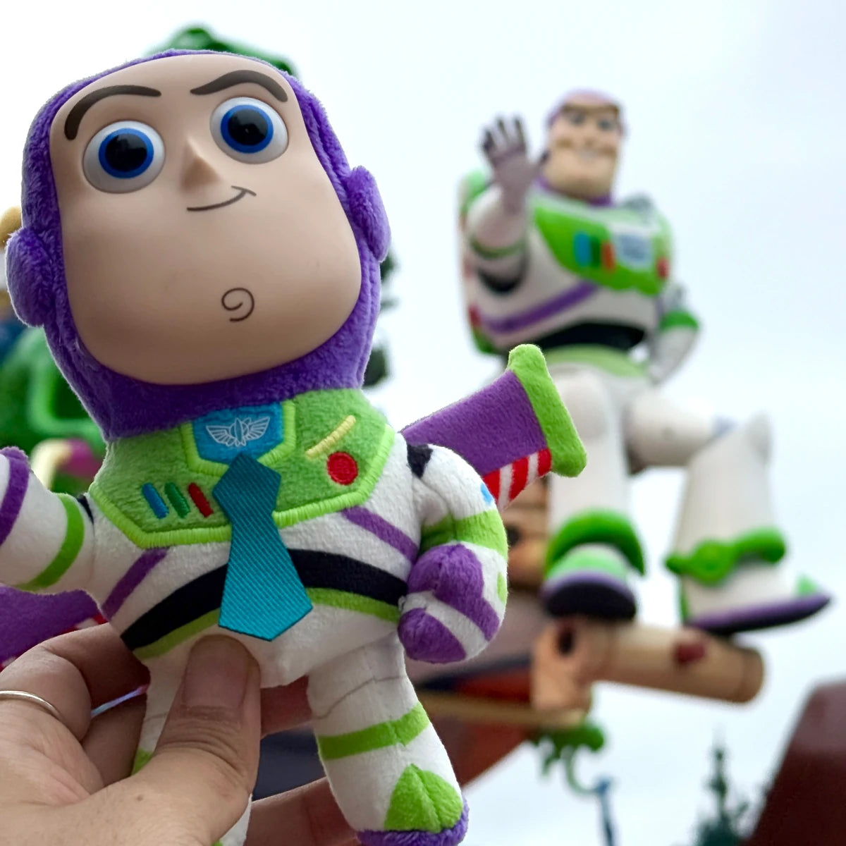 TOY STORY 5 BUZZ LIGHTYEAR ぬいぐるみチャーム | 52TOYS