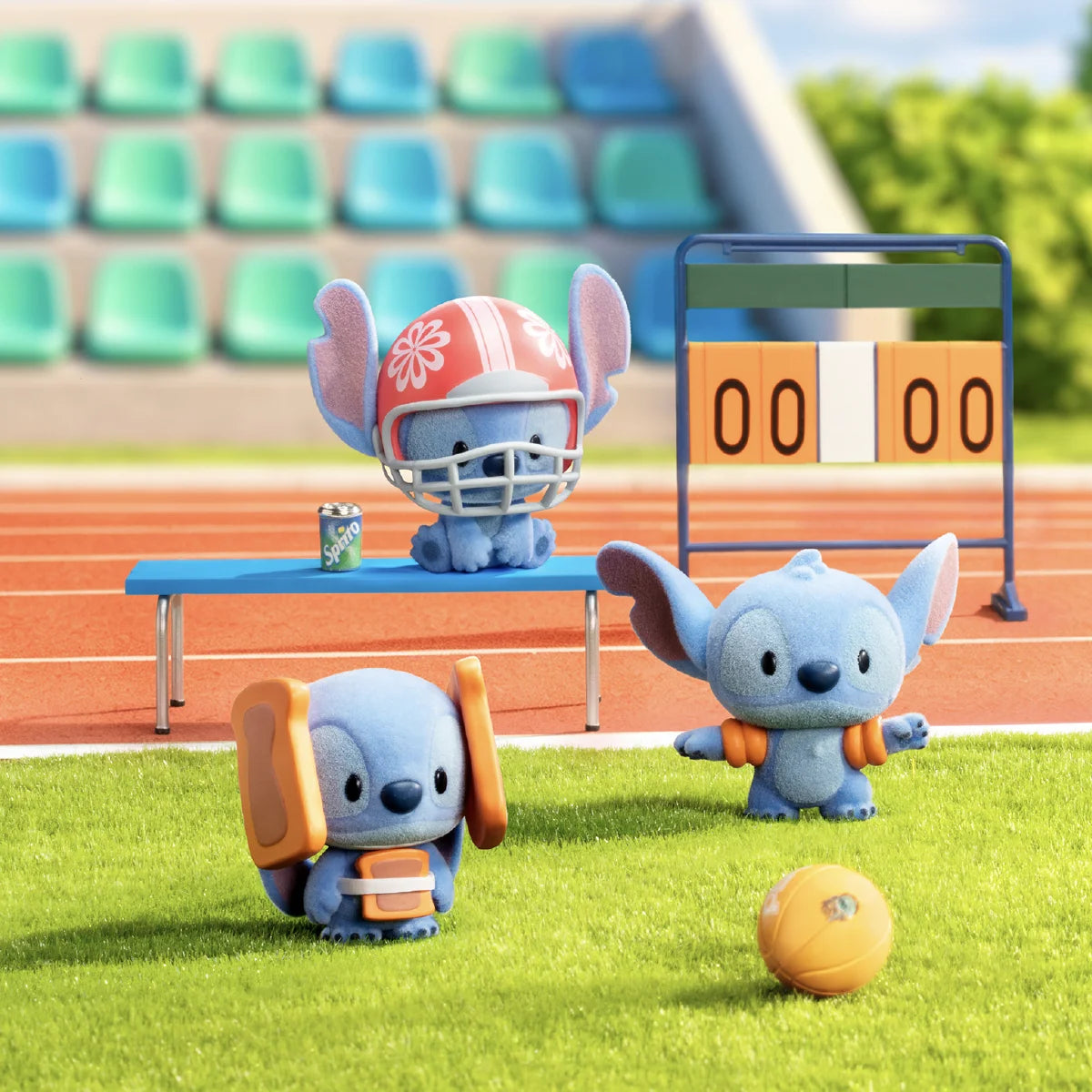 4つのステッチミニメスポーツ フィギュア フィールドでサッカーをする